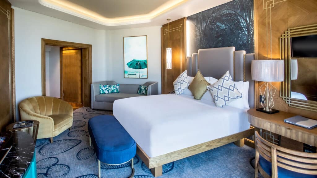 Executive Rooms at Suncoast Towers