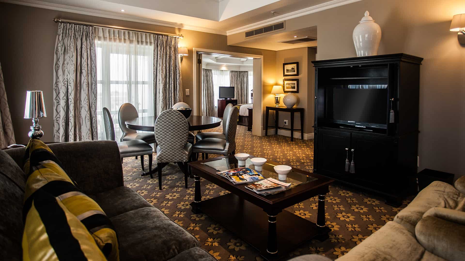 Hemingways Hotel Presidential Suite