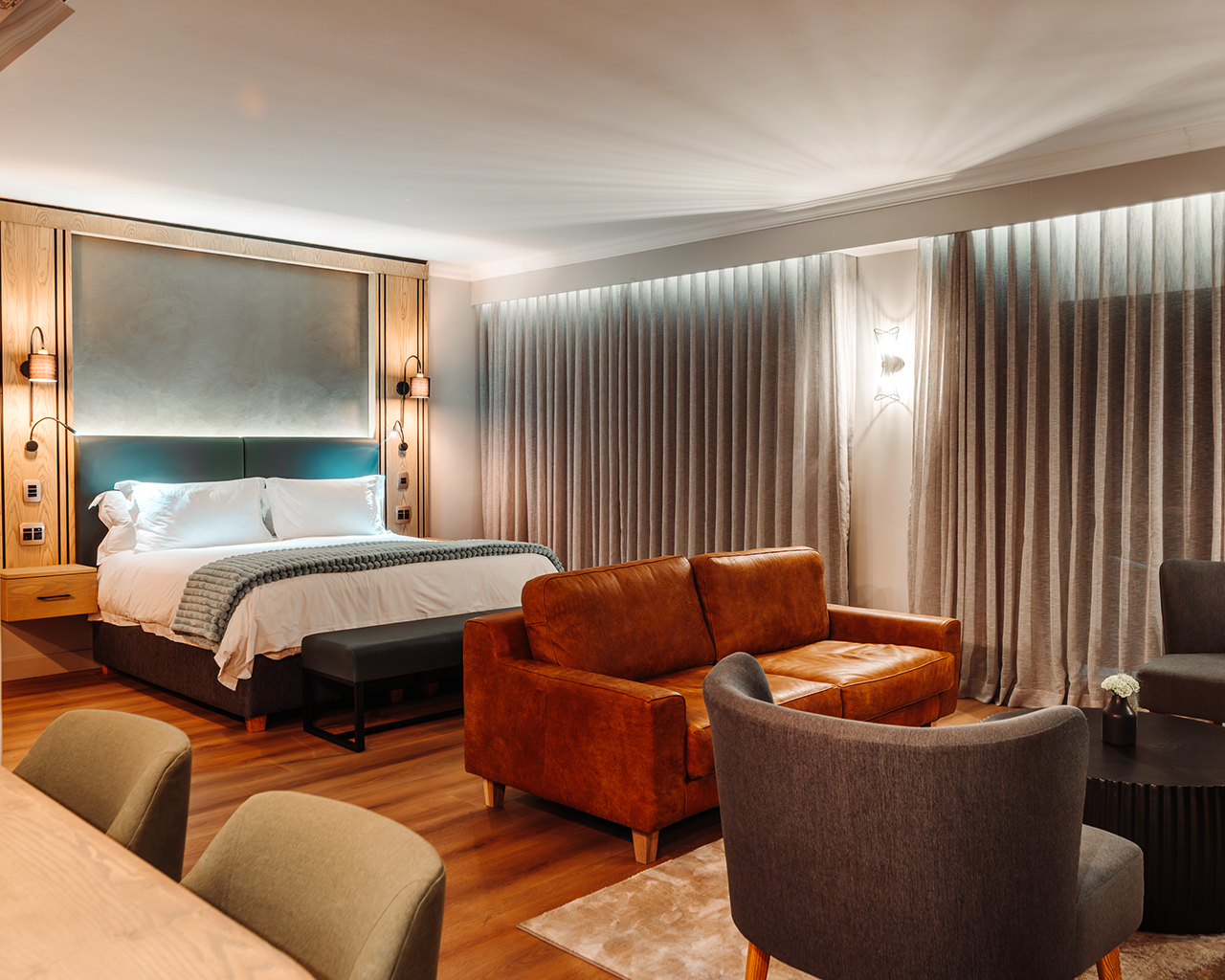 Suite interior