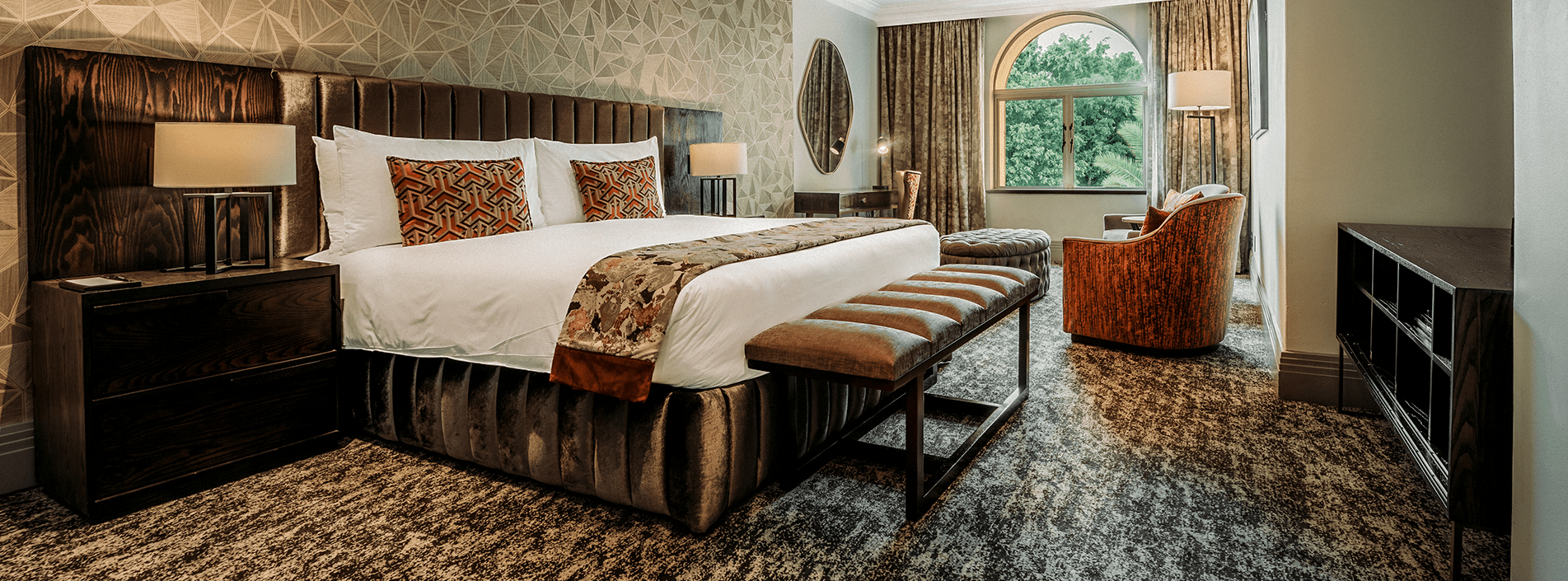 accommodation header