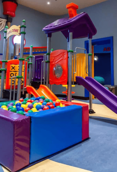 Bade Miyan Chote Miyan Movie Poster 550x750