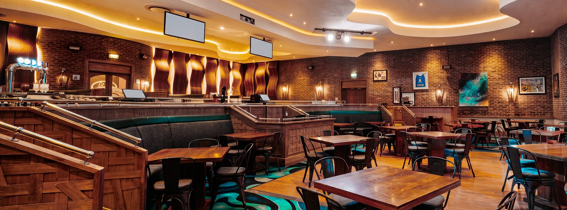 Bravo Lounge