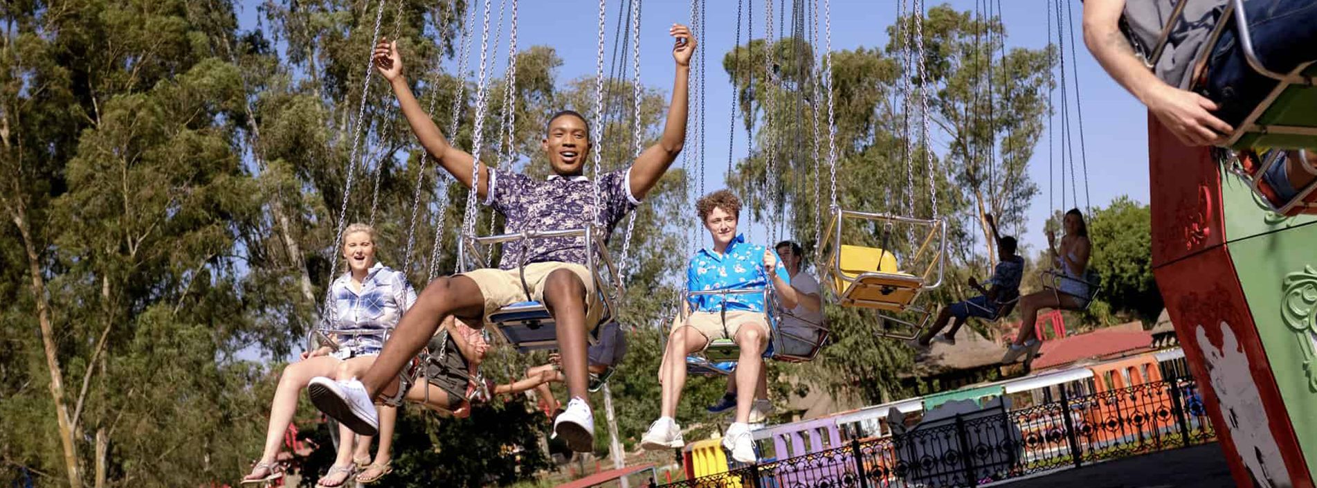 Wave-Swings-2